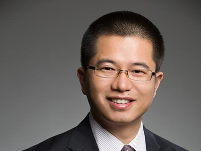 楊新宇：以技術(shù)創(chuàng)新引領(lǐng)行業(yè)變革，開啟軟件開發(fā)新紀(jì)元