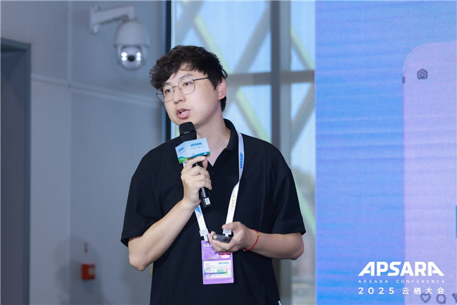 全面聚焦 AI，定義“智能化融合通信”新時(shí)代