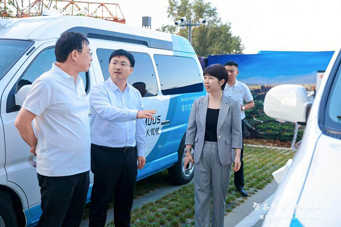 智能網(wǎng)聯(lián)科技參觀活動閉幕，產(chǎn)業(yè)融合與創(chuàng)新成果引關(guān)注